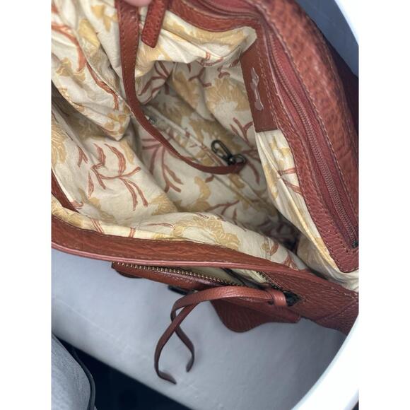 Radley Brown vintage  Pebbled Shoulder Bag  Buckle Zipper Brass Hardware - Picture 6 of 9